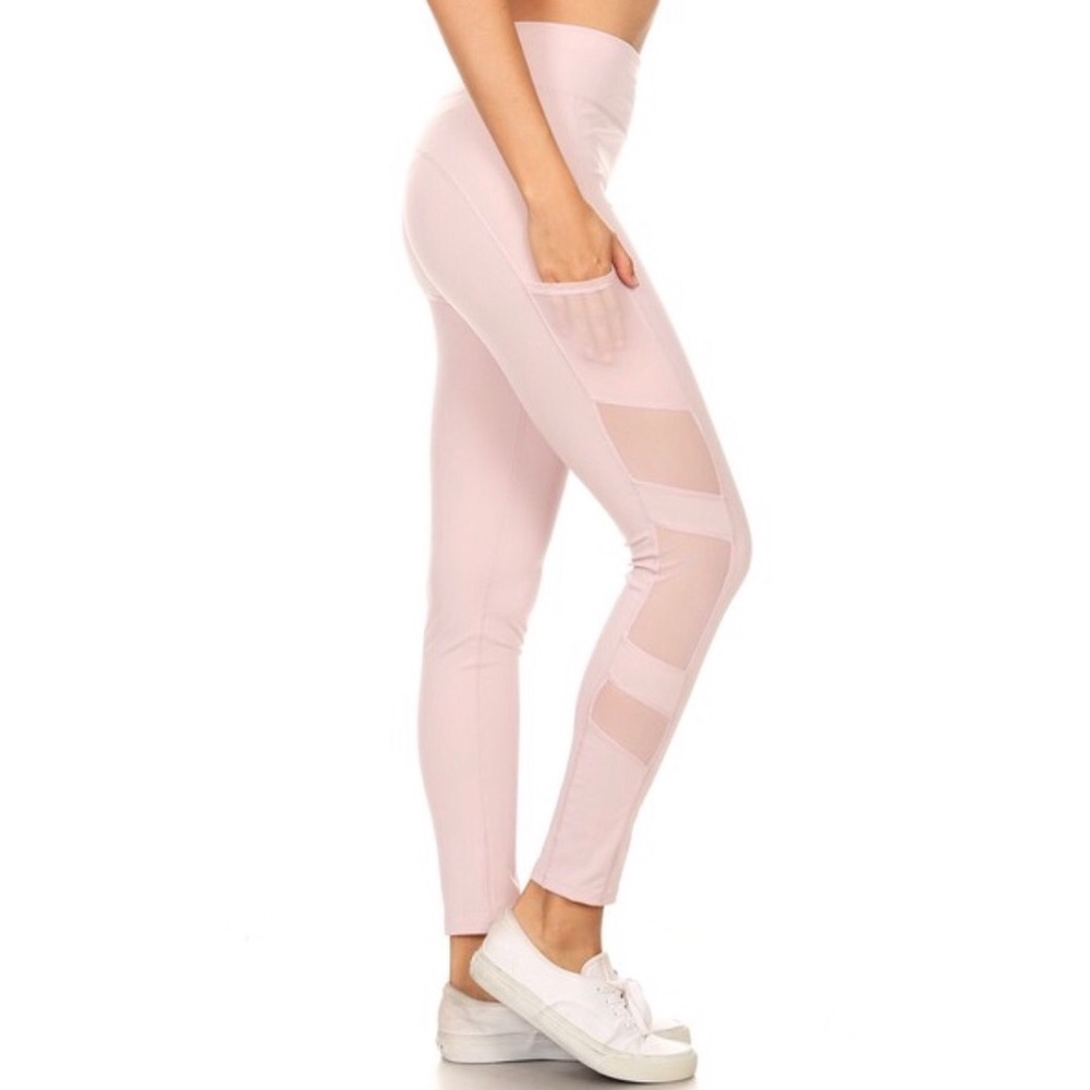 💕 Pink Yoga Pants/ Leggings 💕